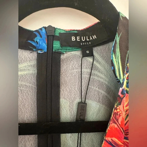 NWT Beulah Tropical Pants Belted Jumpsuit Romper Black Floral Small - Picture 4 of 6